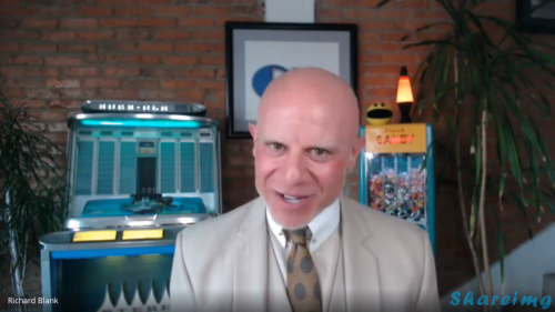 On-Passion-on-Purpose-Leaders-on-Center-Stage-podcast-guest-Richard-Blank-Costa-Ricas-Call-Center-3.png